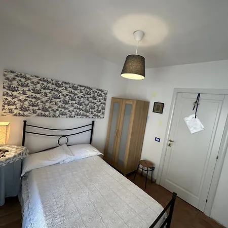 Bed & Breakfast Villino Tokupellon Apartments