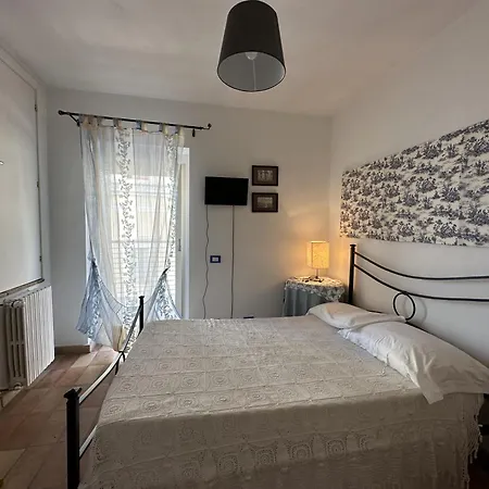 Villino Tokupellon Cupello