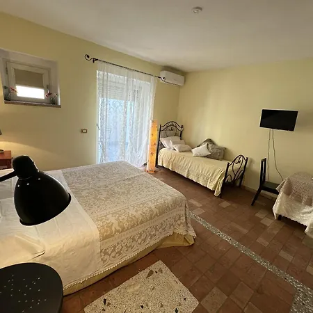 Villino Tokupellon Cupello